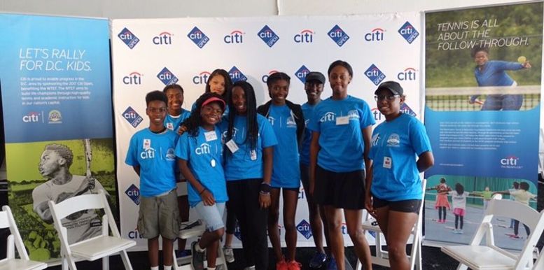 WTEF Partcipants group photo at Citi Professional Development at 2017 Citi Open.